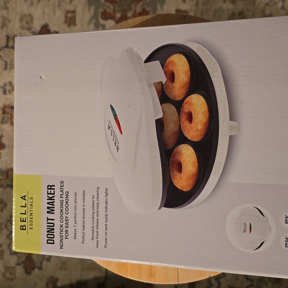 BELLA ESSENTIALS BRAND DONUT MAKER - Picture 2 of 8